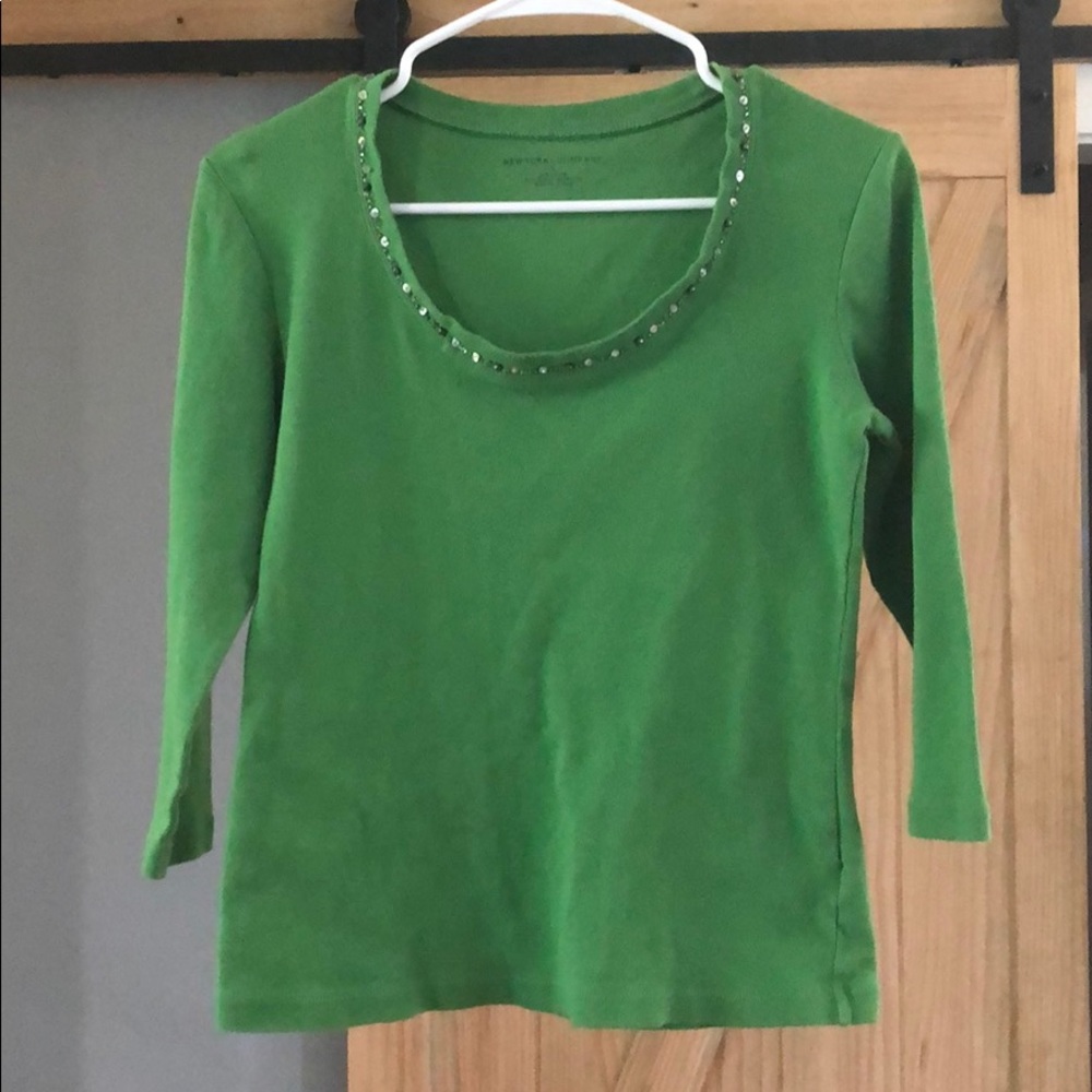 Green shirt